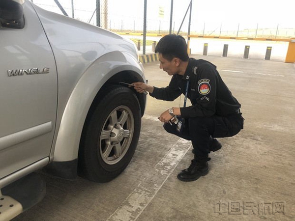 图二_副本.jpg