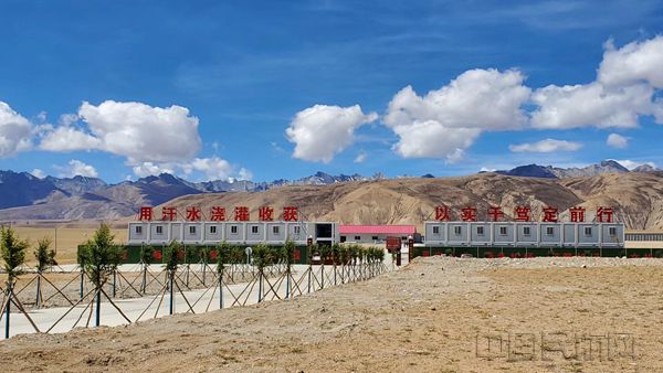 后勤基地正大门照片_副本.jpg 后勤基地正大门照片_副本.jpg