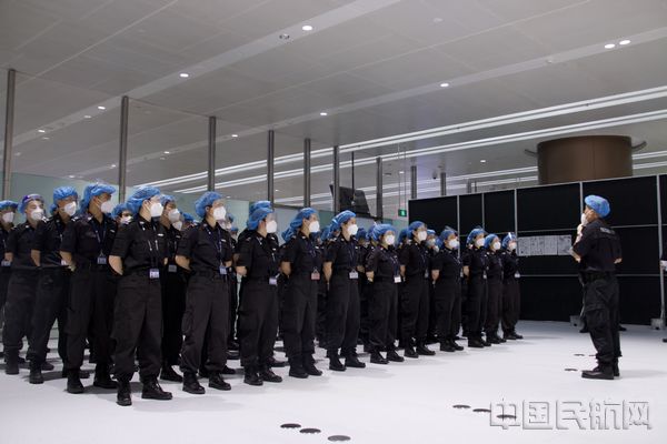 首都机场安保公司组织开展"军体化"系列活动-中国民航网