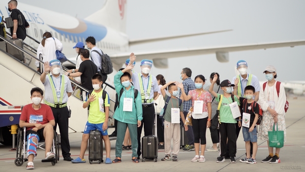 大连机场完成9名无人陪儿童的保障工作