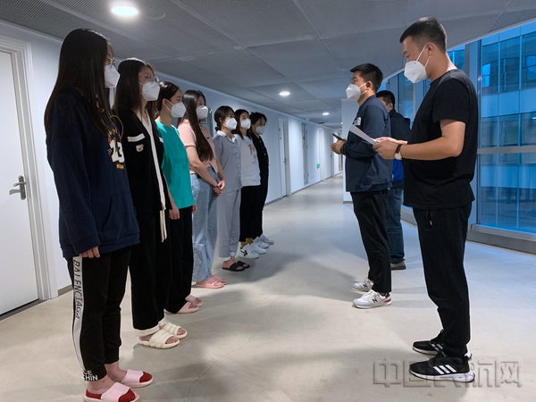 水印 图:为员工普及防诈骗知识及宿舍安全1.jpg