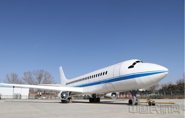 水印 新时代执工匠之心 创新路展航空之翼——可移动模拟航空器荣获第六届全国职工优秀技术创新成果奖(1)(1)13386.jpg