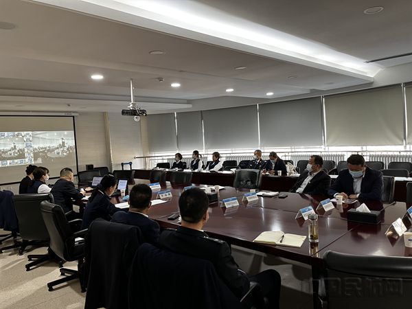 11月航班正常和投诉工作讲评会_副本.jpg 11月航班正常和投诉工作讲评会_副本.jpg