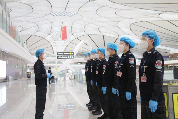 图:开展岗前消防安全教育工作_副本.jpg 图:开展岗前消防安全教育工作_副本.jpg
