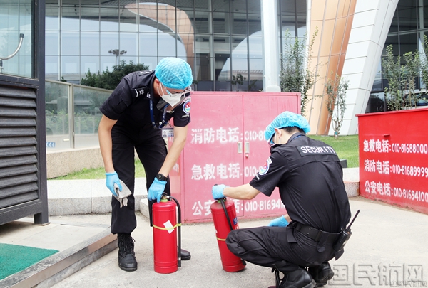 图说:综合安检部动员一线员工广泛开展隐患排查.jpg 图说:综合安检部动员一线员工广泛开展隐患排查.jpg
