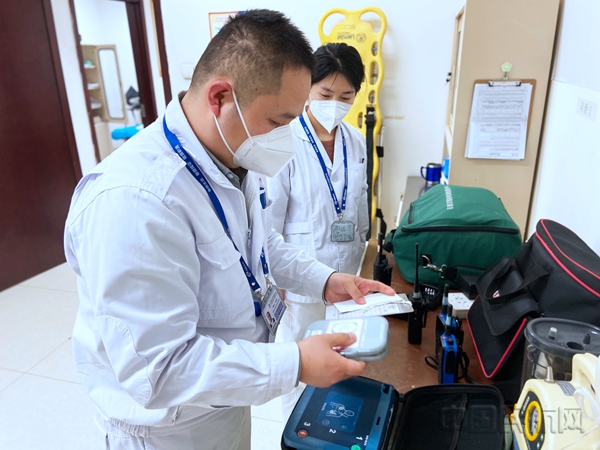 急救什么机石家庄机场：爱心相伴 救助急症旅客_https://www.jmylbn.com_新闻资讯_第2张