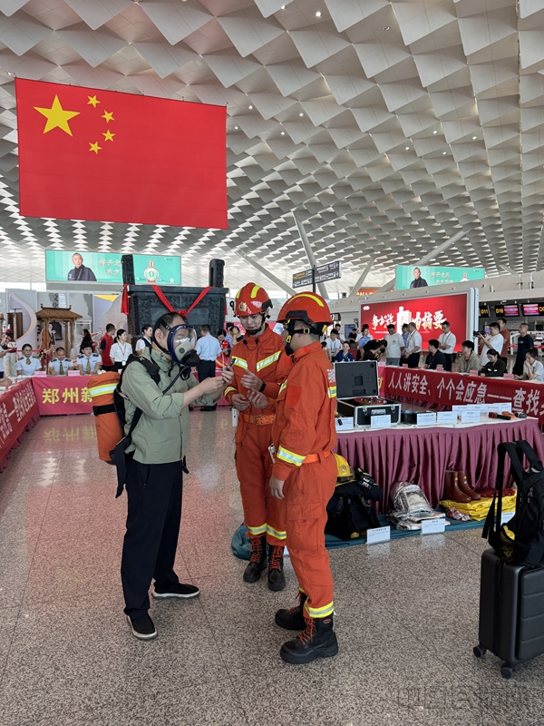 4aee7d35885e83bfa9261b93e9674e010