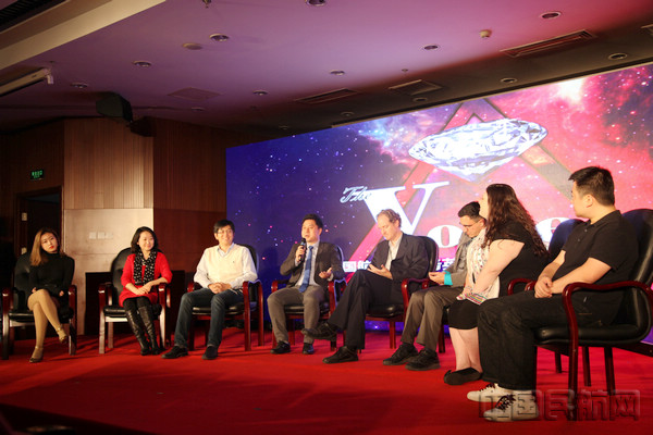 国航客服部举办首届乘务英语岗位练兵暨英语达