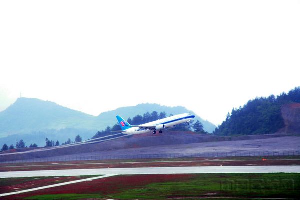 可以通航了!南航贵州试飞遵义茅台机场(图)-中