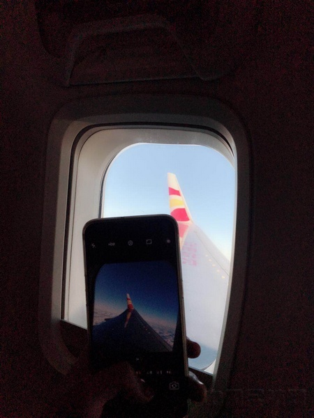 与祥鹏航空共度开启手机的1.5个小时飞行之旅4.jpg 与祥鹏航空共度开启手机的1.5个小时飞行之旅4.jpg