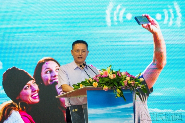 中国平安集团党委副书记黄宝新_副本.jpg 中国平安集团党委副书记黄宝新_副本.jpg