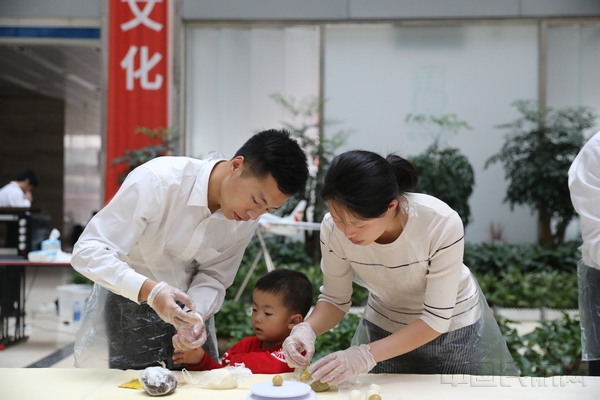祥鹏航空中秋主题航班4.jpg 祥鹏航空中秋主题航班4.jpg