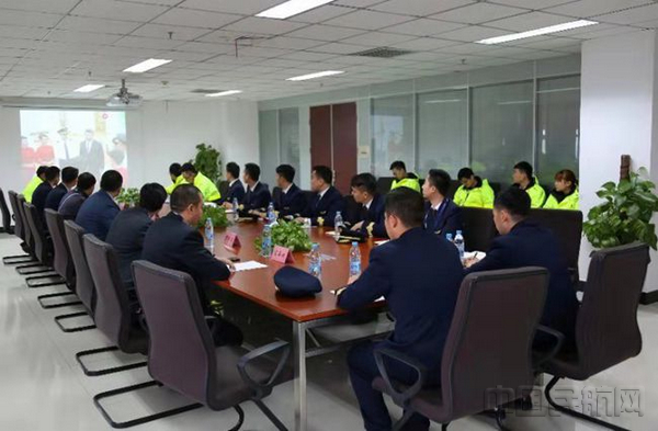 学习英雄机组精神.jpg 学习英雄机组精神.jpg