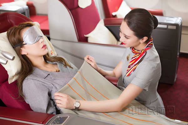 nEO_IMG_图三 A330商务舱客舱服务.jpg nEO_IMG_图三 A330商务舱客舱服务.jpg