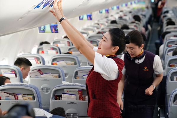国航乘务员招聘_61 国航空乘(3)