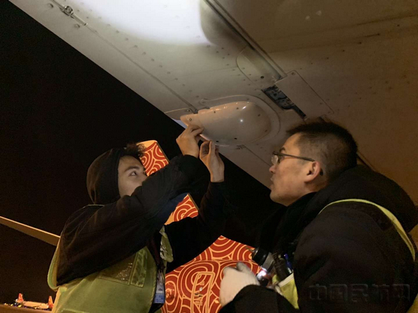 风里夜里,始终如一,团圆之路我们在努力.jpg