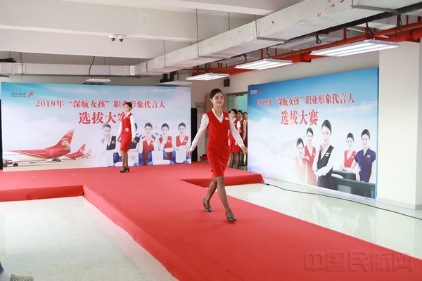 图2:选手表演.jpg 图2:选手表演.jpg