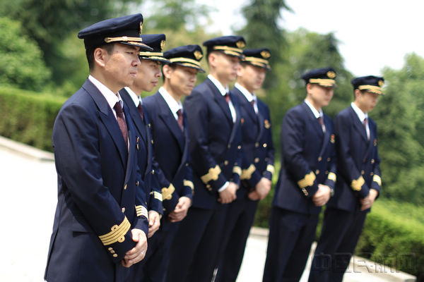 b5.jpg b5.jpg