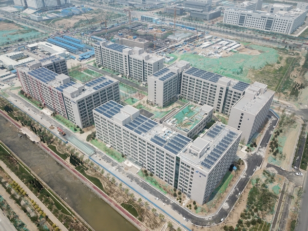 6月18日,北京大兴国际机场南航基地生产运行保障设施单身倒班宿舍项目