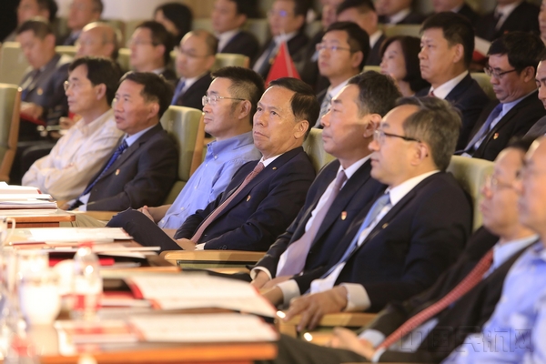 东航班子成员及上海各民航单位相关负责人参加宣讲会-殷立勤摄.jpg