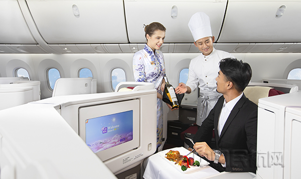 附图1:海南航空“Hai Chef 海品空厨”系列特色餐饮服务1.jpg 附图1:海南航空“Hai Chef 海品空厨”系列特色餐饮服务1.jpg