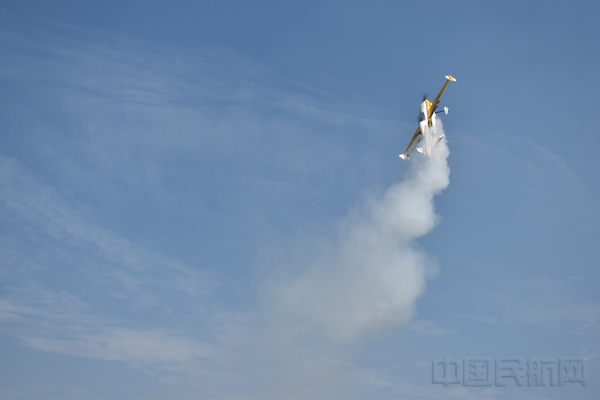 2019上海航空嘉年华飞行表演.jpg 2019上海航空嘉年华飞行表演.jpg