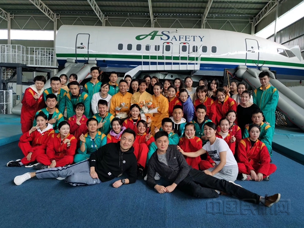 东航云南乘务员RT201958培训班合影14.jpg 东航云南乘务员RT201958培训班合影14.jpg
