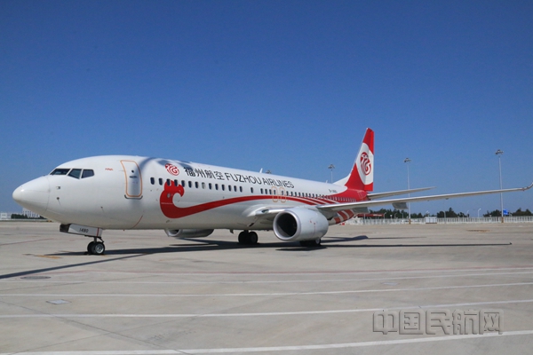 福州航空波音737-800飞机_副本.jpg 福州航空波音737-800飞机_副本.jpg