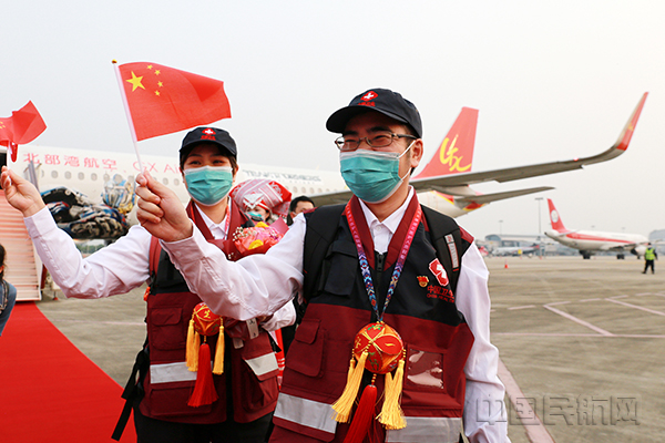 图 中国赴柬埔寨抗疫医疗专家1.jpg 图 中国赴柬埔寨抗疫医疗专家1.jpg