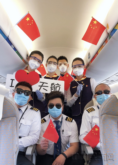 b3.jpg b3.jpg