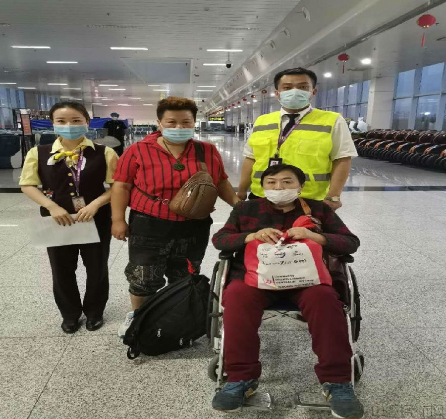 微笑新疆2.jpg 微笑新疆2.jpg