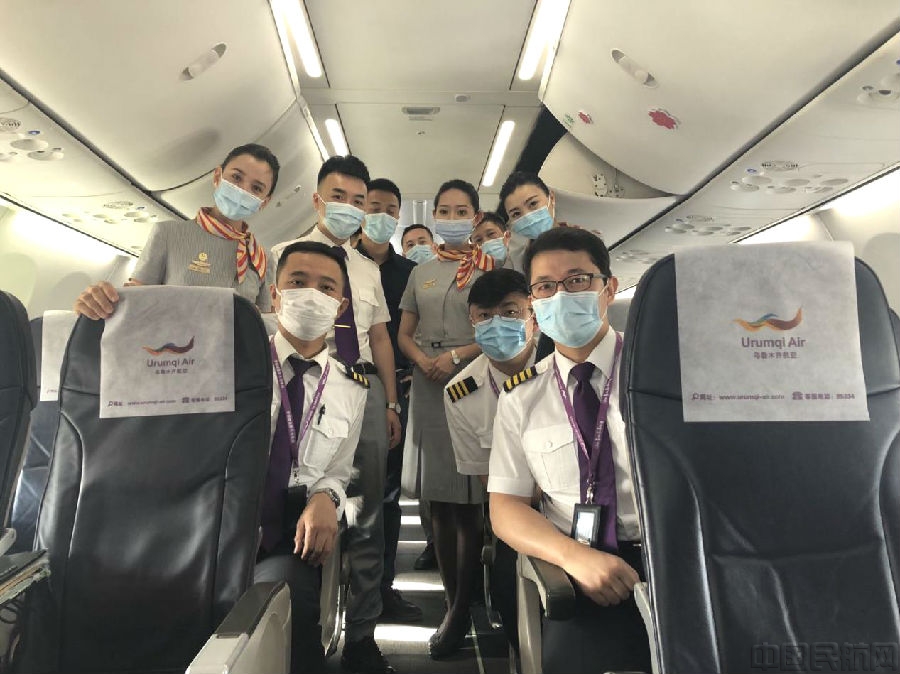 图4：河允石与全体机组