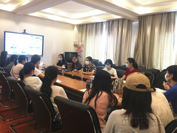 东航江西分公司飞运部组织开展客舱A类教员及检查员交流研讨会_副本.jpg 东航江西分公司飞运部组织开展客舱A类教员及检查员交流研讨会_副本.jpg