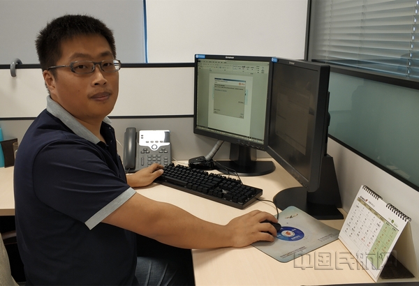 nEO_IMG_上图为:“N2转子智能驱动器”设计者晁岱川