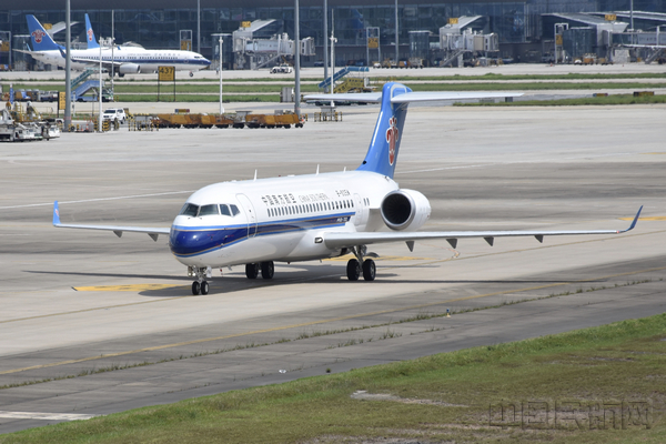 上新了！南航ARJ21飞机开始执飞广州—湛江航线