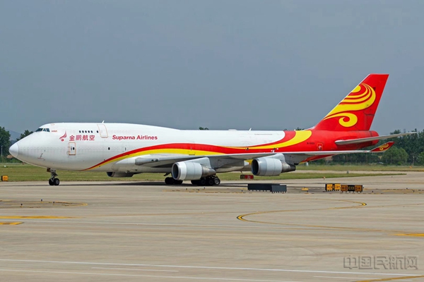 中国民航网 通讯员周含远,吕妍 报道:12月18日,海航集团金鹏航空波音b