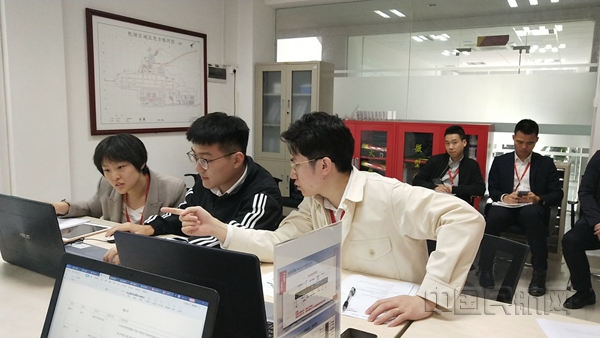 图 北部湾航空签派情景模拟演练现场(2)_副本.jpg