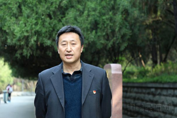 ����ɽ���ֹ�˾���ϻ��ص�ί��չ������Ӣ�ۣ��廳���ҡ����⵳��