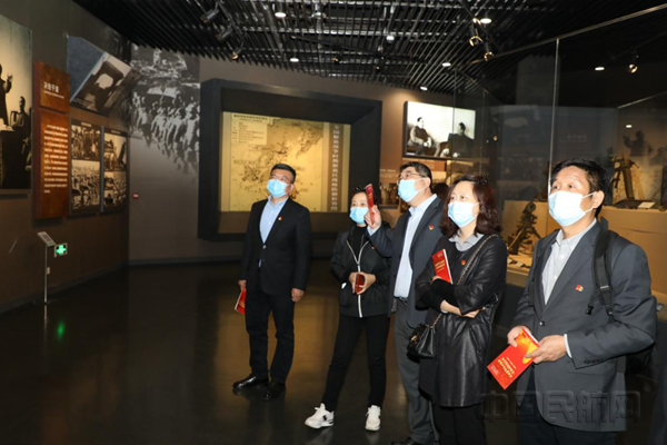 ����ɽ���ֹ�˾���ϻ��ص�ί��չ������Ӣ�ۣ��廳���ҡ����⵳��