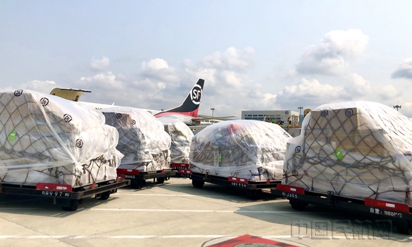 图2:顺丰航空开通“深圳=沙巴”国际全货运航_副本.jpg