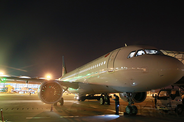 青岛航空第29架飞机1.jpg