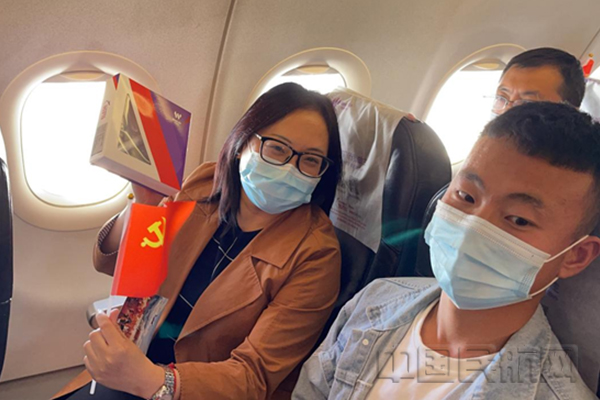 西部航空13.jpg 西部航空13.jpg
