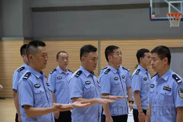 donghang1.jpg donghang1.jpg