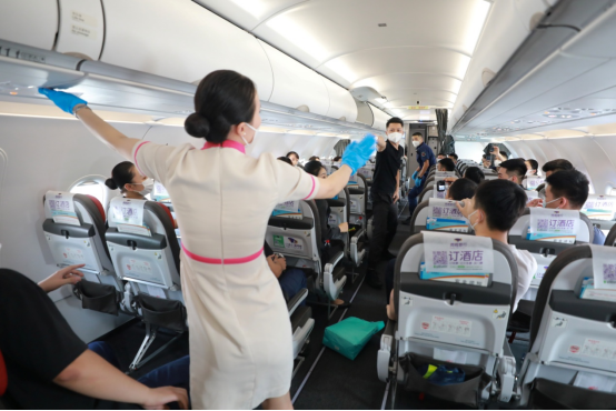 长龙航空开展“平安民航•2021” 非法干扰应急处置综合实战演练130.png
