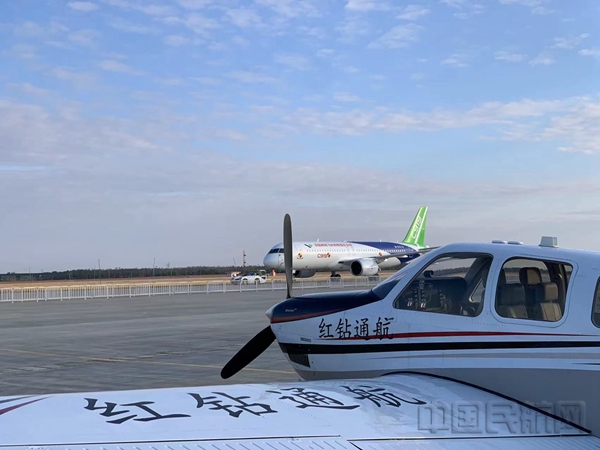 水印 亮相南昌的比奇G36-红钻通航供图1.jpg