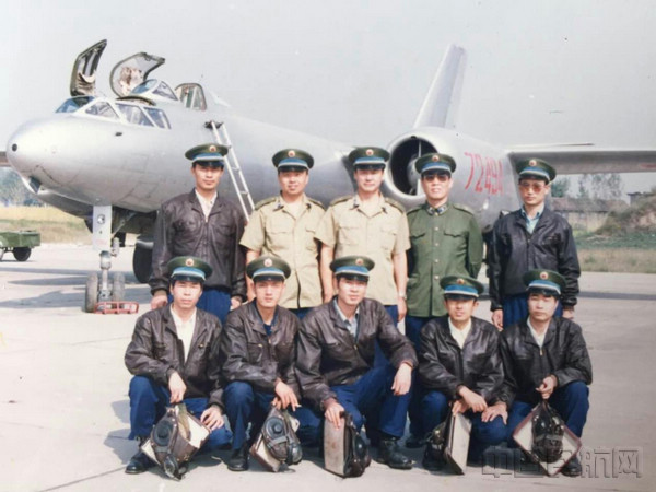 b8.jpg b8.jpg