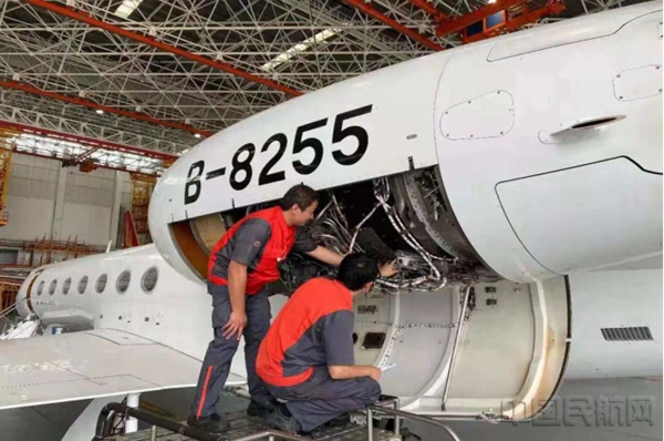水印 中国公务航空27周年,金鹿公务勇立时代潮头180808.jpg 水印 中国公务航空27周年,金鹿公务勇立时代潮头180808.jpg