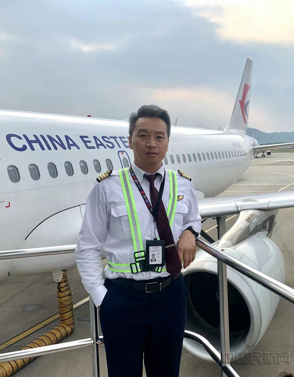 东航甘肃机长辛爱德的沪上战疫