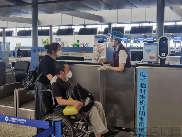 国航围绕首批恢复的航班,细致做好特殊旅客服务.jpg 国航围绕首批恢复的航班,细致做好特殊旅客服务.jpg