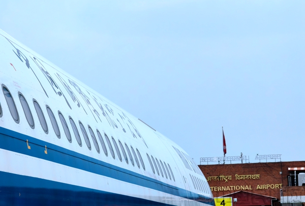 资料图片二:国航空客A330飞机执行航班抵达加德满都国际机场.jpg 资料图片二:国航空客A330飞机执行航班抵达加德满都国际机场.jpg